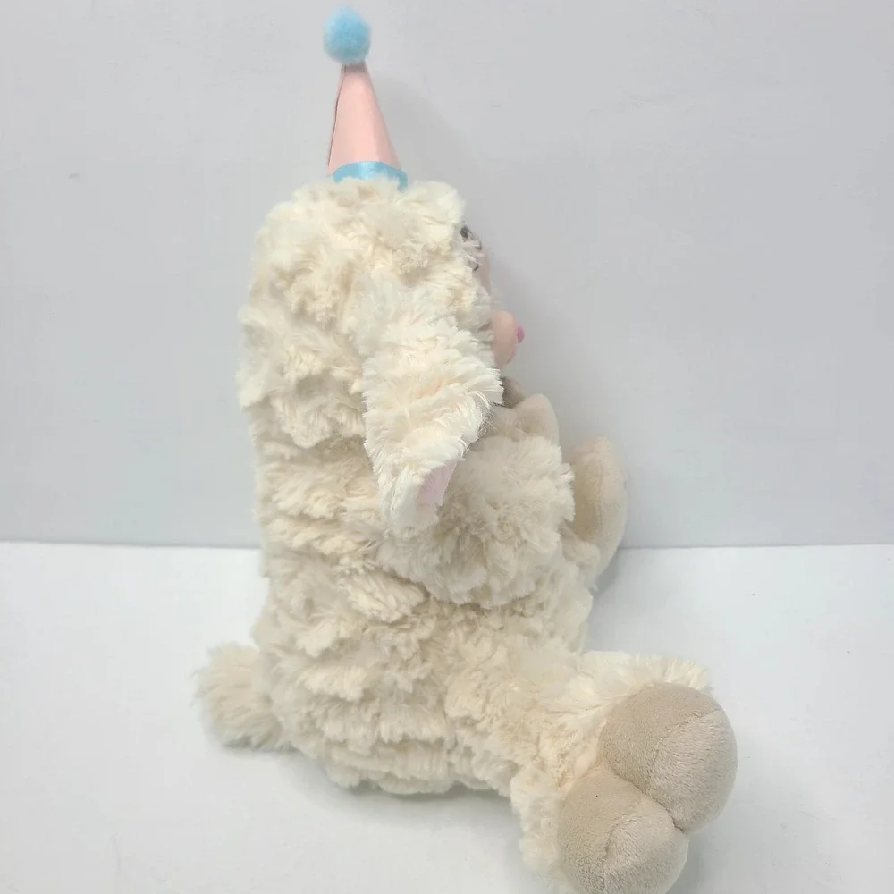 The Unbranded Brand lamb clay